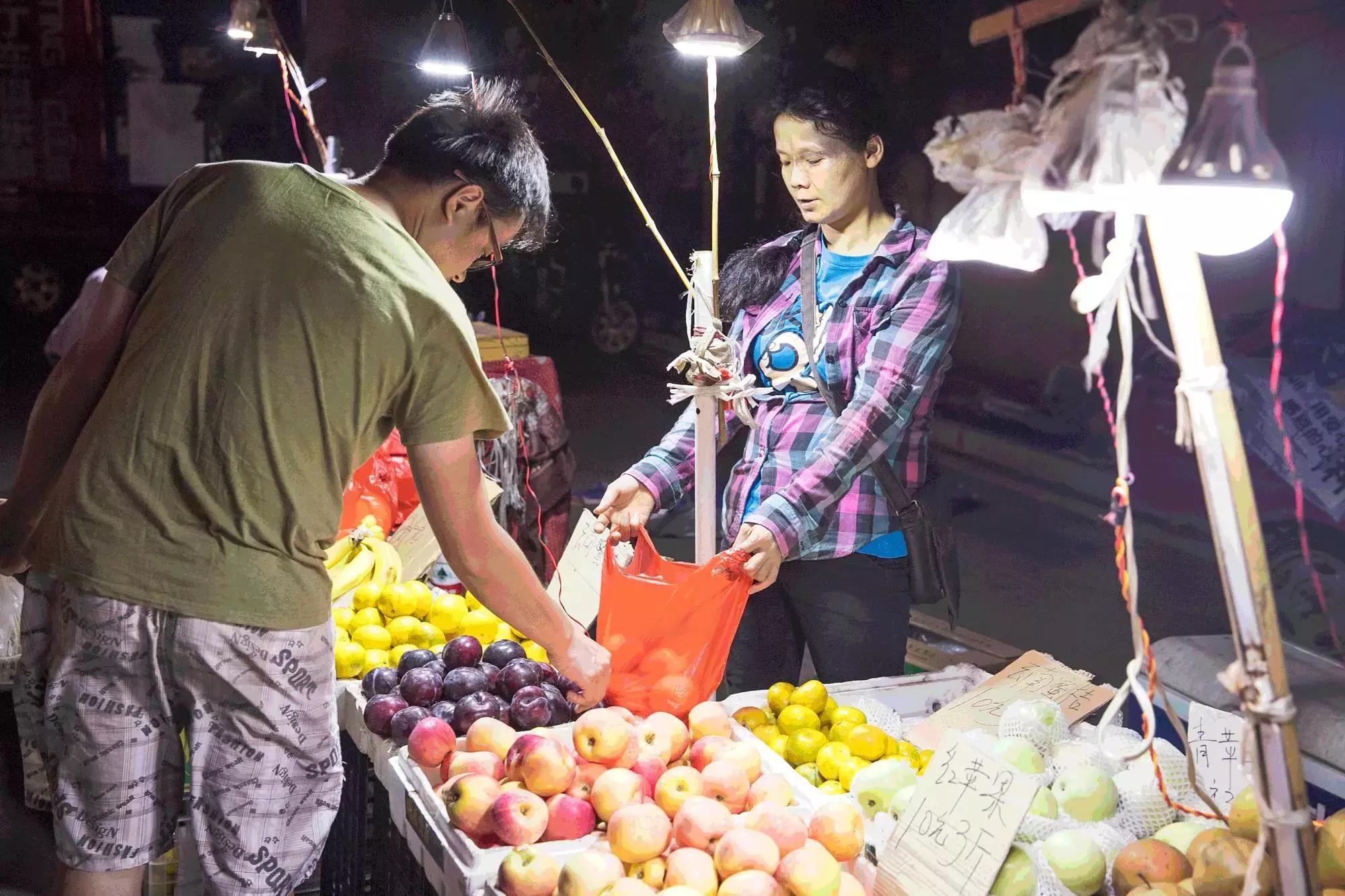 走！去南湖的“堕落街”再当一回学生伢！