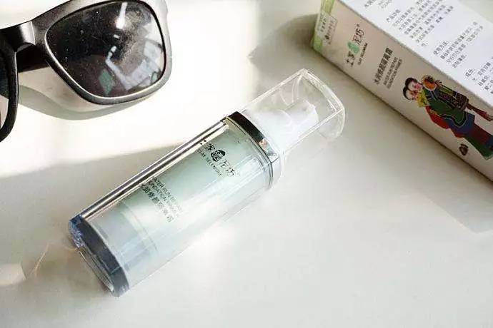 pony中国旗袍妆,pony减龄穿搭