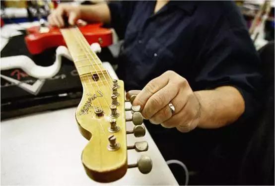 怎么提升吉他声音,怎么提高吉他的音色