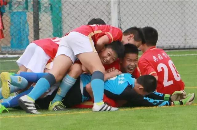 先睹为快！“木生缘杯”2016番禺校园足球摄影大赛获奖作品