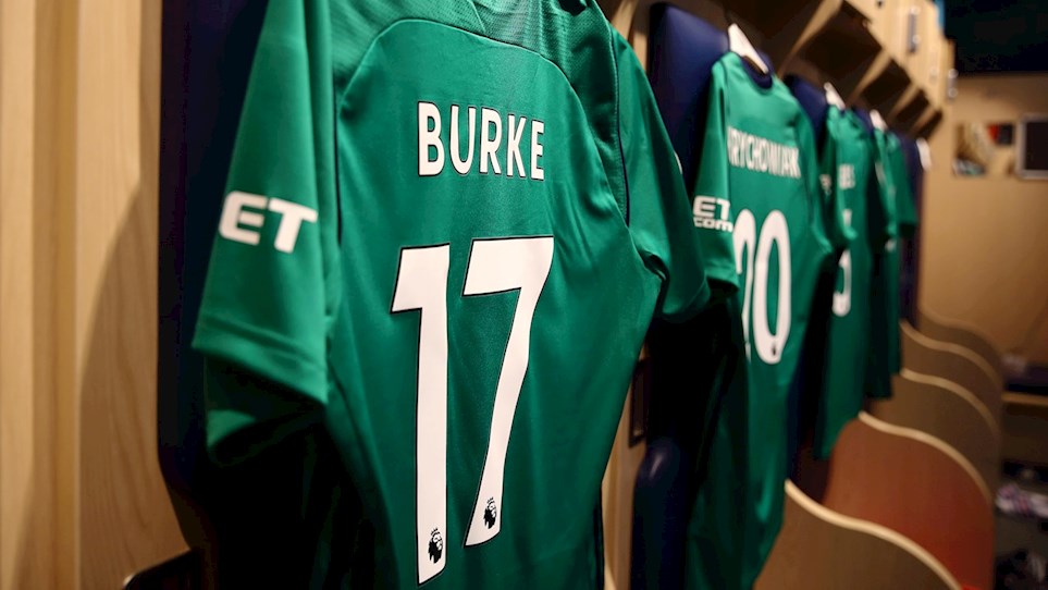 西布朗新赛季球衣,2017到2018西布朗主场球衣