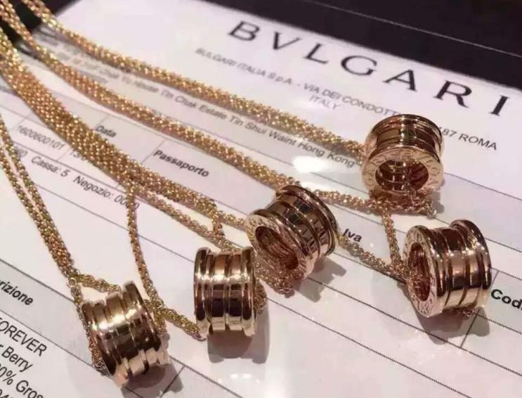 大家必买的项链品牌,这些轻奢项链除了好看一无是处