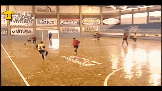 五人制应该怎么踢好中场,五人制足球的打法站位