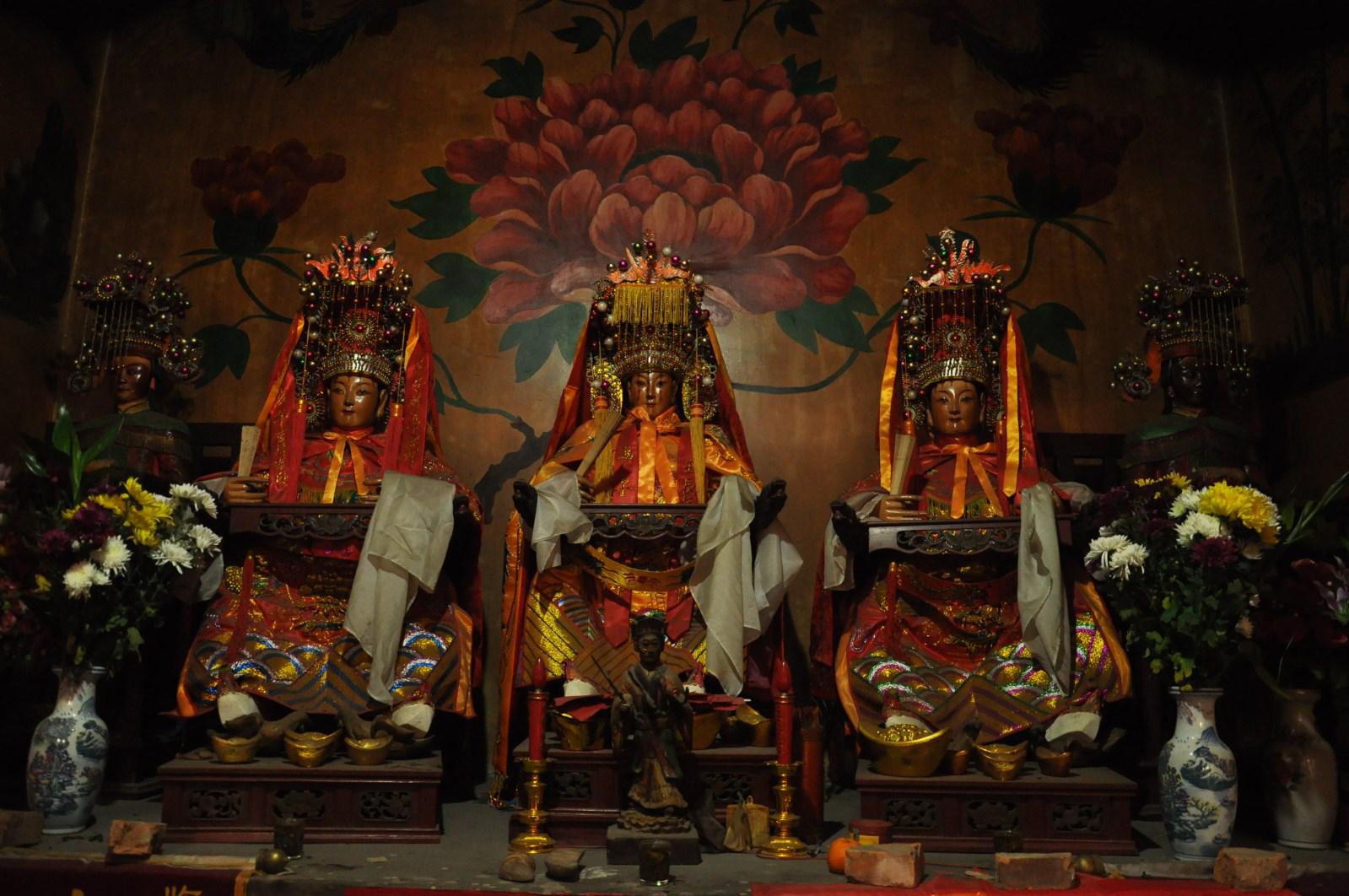 古代女子生孩子难产剖腹产,古代妇人生孩子难产了怎么办