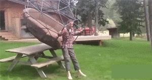 右边的女生,右边的女孩