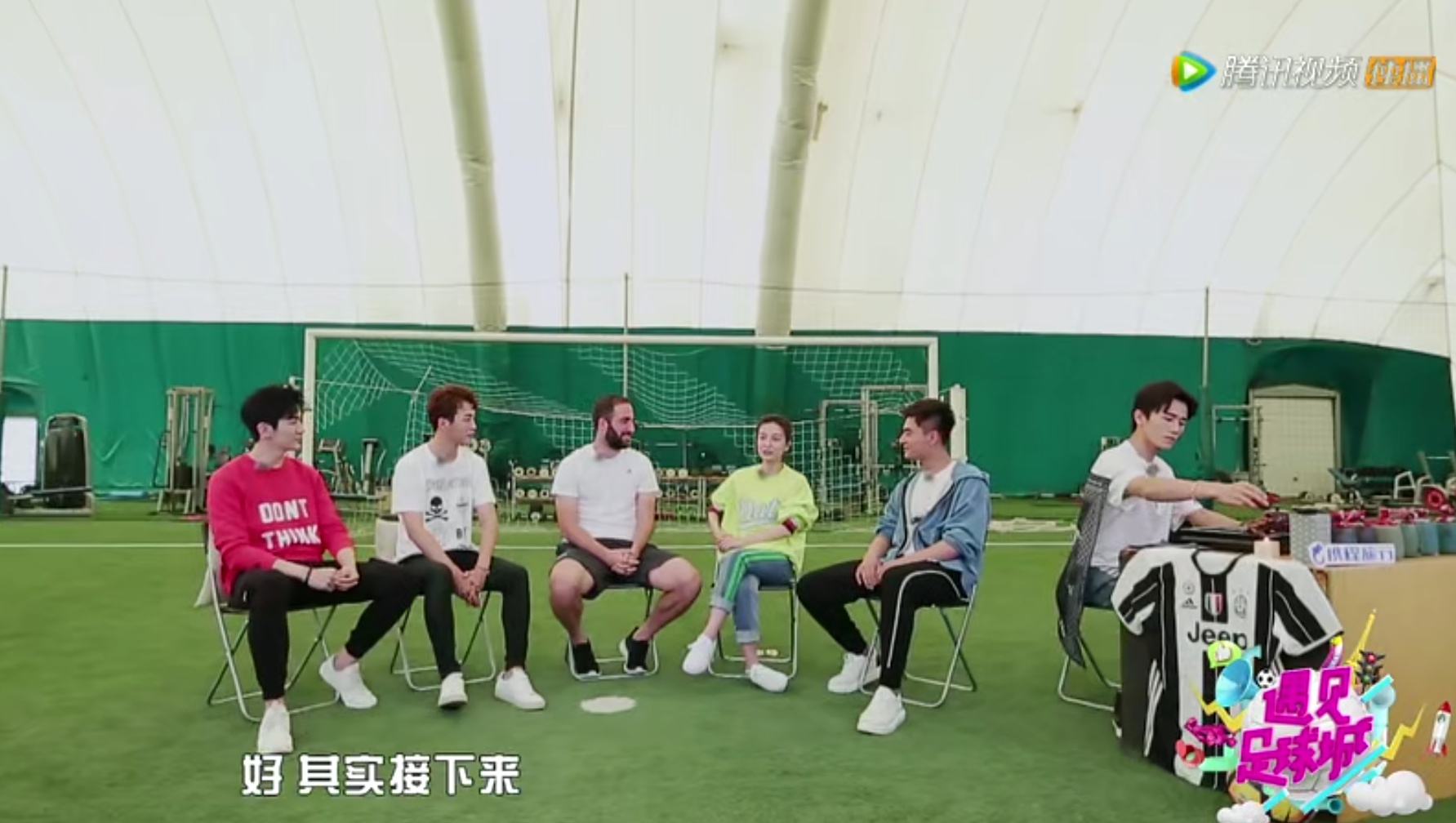 何炅谢娜吴昕离开大本营了吗,离开快本的吴昕