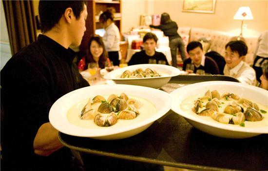 菲佣创汇,菲佣每年为政府赚多少外汇