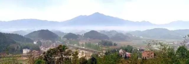 仙人洞里面的洞天,走进钟乳石洞在哪里