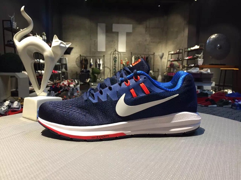 nike登月跑鞋适合跑步吗,nike登月鞋适合夏天穿吗