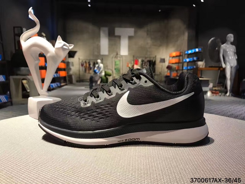 nike登月跑鞋适合跑步吗,nike登月鞋适合夏天穿吗