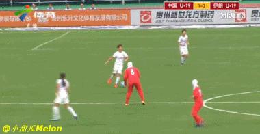 最新女足亚洲杯战女足夺冠照片,国际女子足球联赛中国队