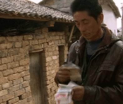 直播分娩现场？这部纪录片想说的其实更多