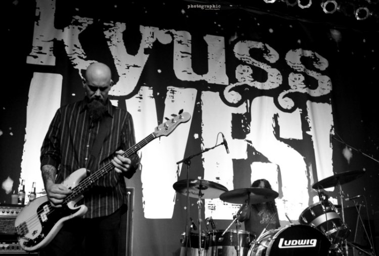 音乐风格详解和超多试听，看看你跑偏了没？（金属风格）