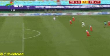 最新女足亚洲杯战女足夺冠照片,国际女子足球联赛中国队