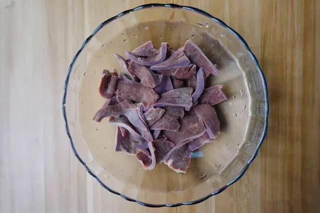 给宝宝补铁的食谱大全,最好的补铁食谱宝宝吃它不贫血