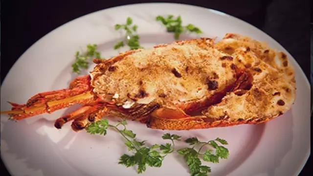 小龙虾的种类及吃法,如何吃小龙虾的方法和图解