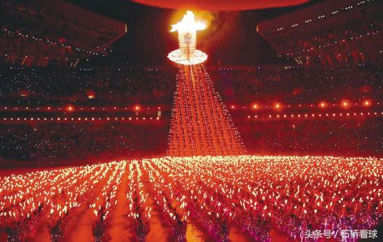 鲁能主场下雨怎么办,鲁能球场的草皮