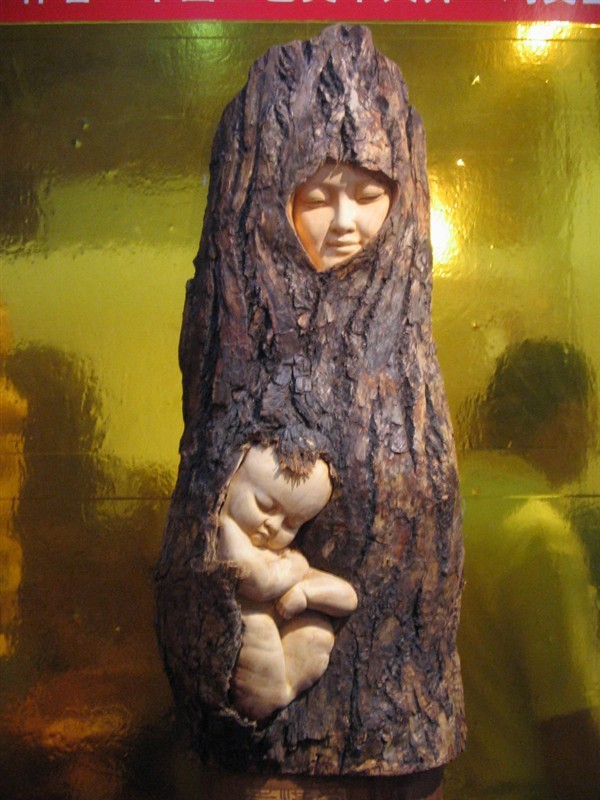 金龙木雕鱼的快速雕刻技法,木雕小鱼的雕刻技法是什么