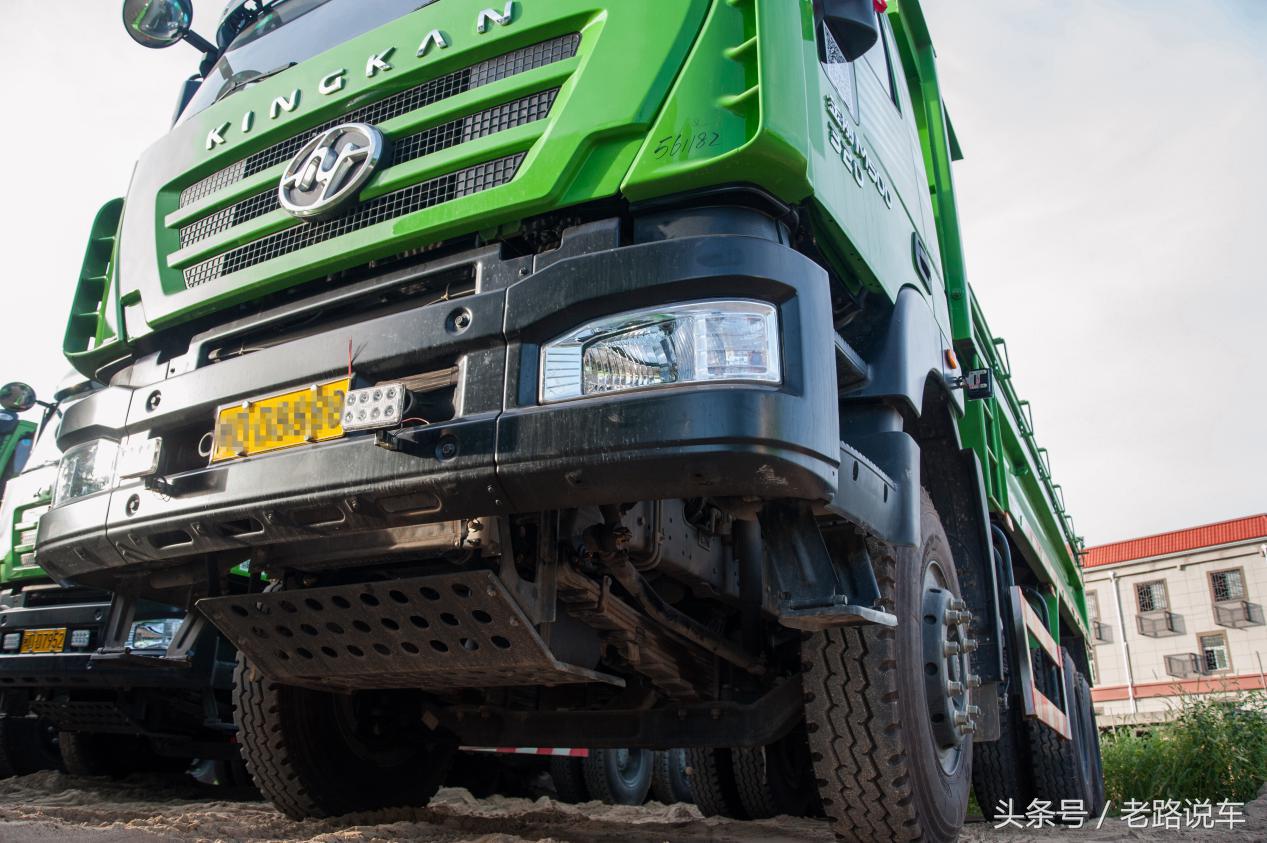 红岩金刚m500自卸车内饰图片,红岩金刚m500自卸车轻量化