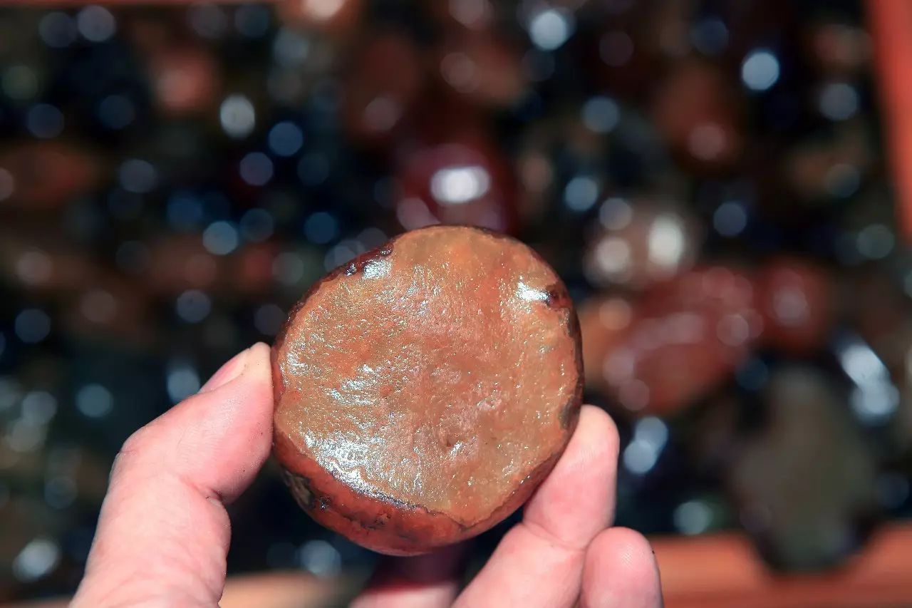 玛瑙属于什么类型的文玩,玛瑙属于什么物质