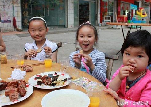 正宗久久鸭技术哪里学,久久鸭是进货还是自己做