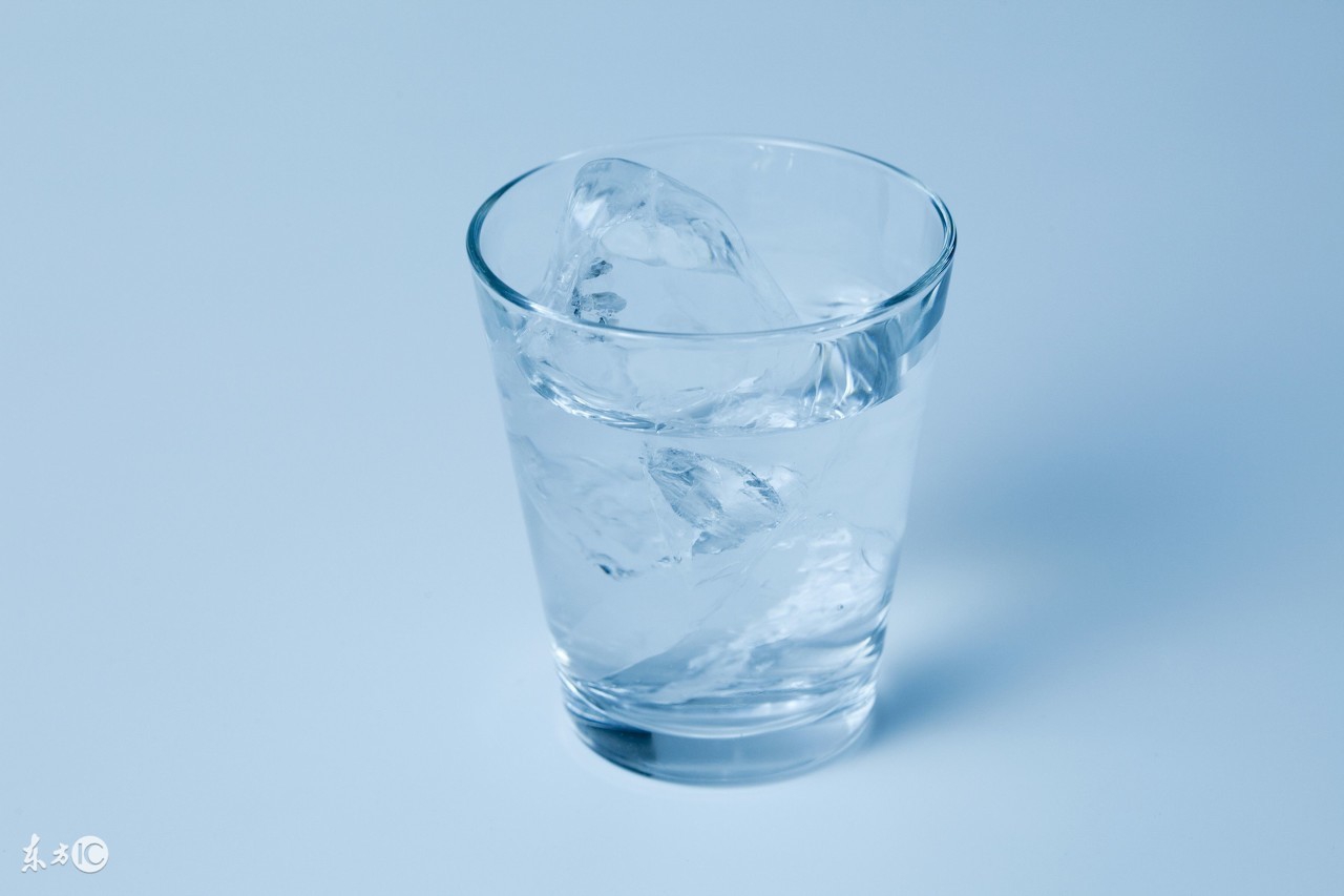 女人血液粘稠吃什么好得快,老年人血液粘稠怎么回事