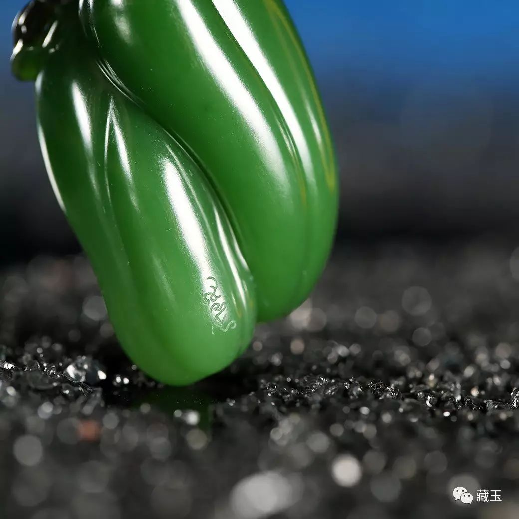 他靠一个名词就能让自己的玉价格翻几倍，太神奇了