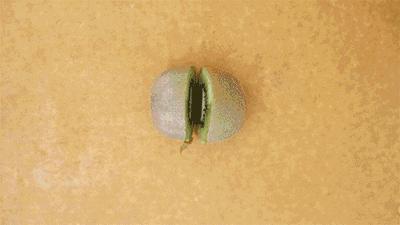 不成熟猕猴桃怎么剥皮,不怎么熟的猕猴桃怎么剥