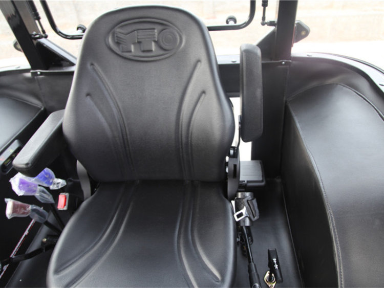 性价比最高的1604拖拉机,拖拉机1604和1404哪个更划算