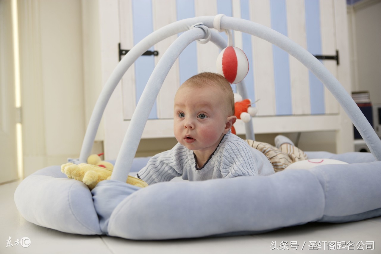 宝宝起名四个字男孩名字大全,宝宝取名寓意吉祥的名字大全男