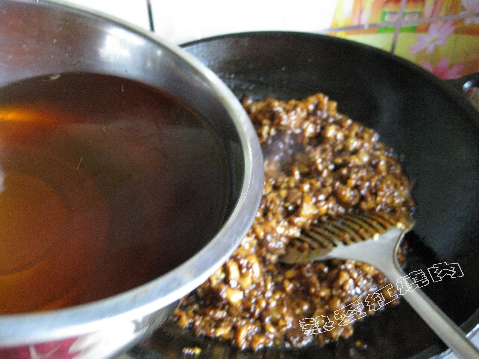 为什么自己做的炸酱没味,炸的酱咸了怎么办