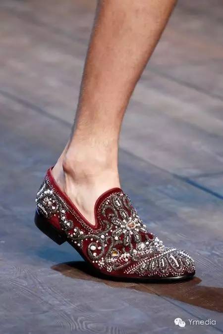 替你们累在运动鞋界的潮流面前本可人儿选择放手