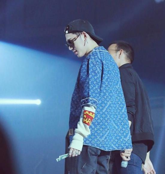 近期爆款时尚网红单品,被明星带火的品牌