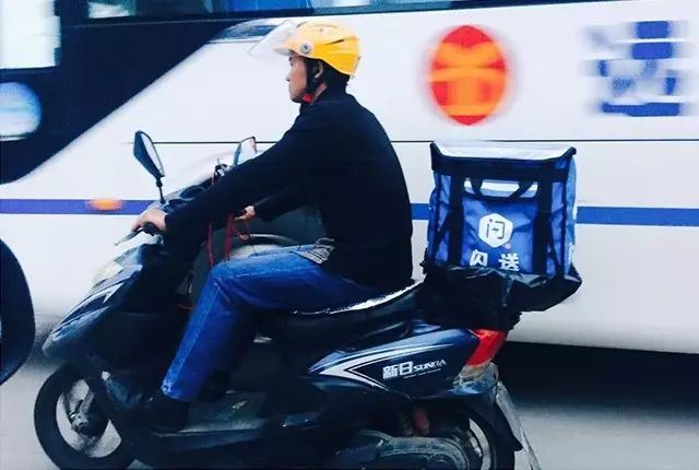 富二代创业敢抢美团饿了么生意，一个比你出身好还比你拼命的故事