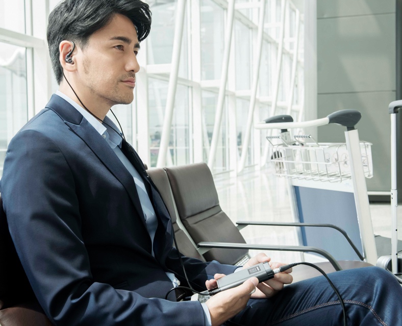 改变iPhoneX音质软肋！美国舒尔SE846彩色版+RMCE-LTG升级线实测