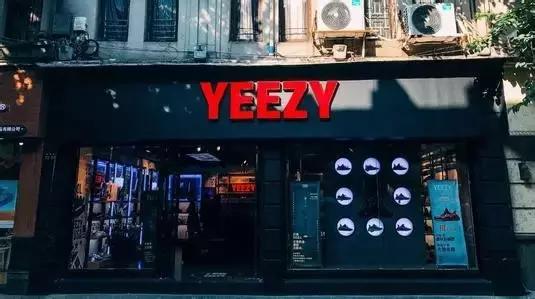 为什么现在的人都穿fake,为什么现在人喜欢买假鞋