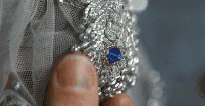 李晨花200万买的求婚娃娃，到底什么来头？