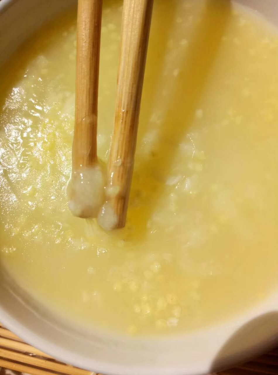 怎么熬小米粥商用,专门讨教了煮小米粥的秘诀