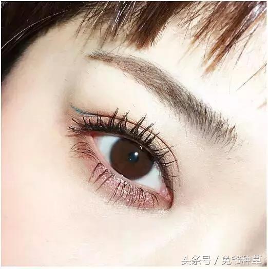 “折痕眼线”是个什么鬼？能让眼睛放大两倍，你要不要学？