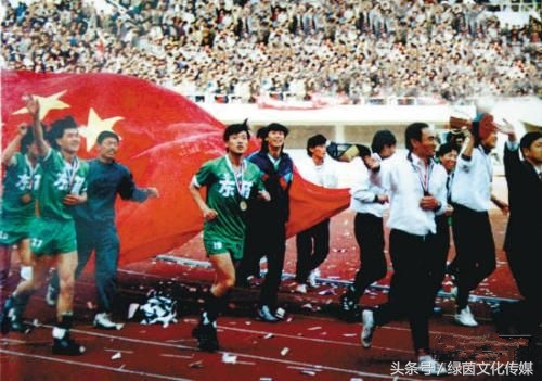 脚的发展史,中国足球的发展史和辉煌成就