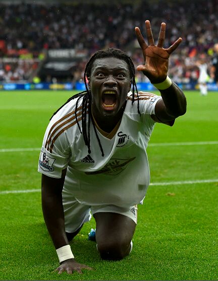 伊布足球场霸气集锦,盘点伊布在足球场上20大震撼破门