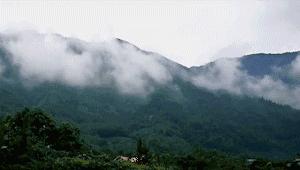 四川旅游一条很直的公路,四川唯一一条有路灯的高速公路