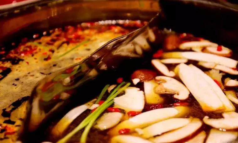 重庆5天4夜美食攻略,来重庆旅游不可不吃的十大美食