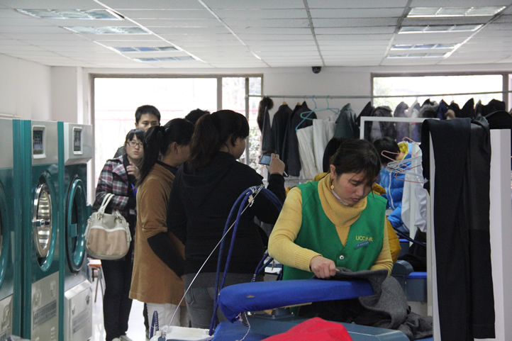 怎样开一家洗衣店赚钱,年轻人如何创业开个洗衣店