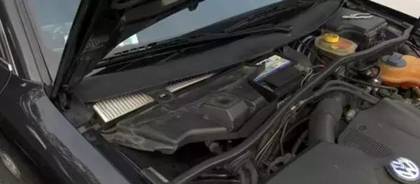 奔驰宝马奥迪空调滤芯更换教程,宝马五系空调滤清器