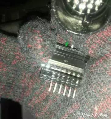 比亚迪f6仪表盘出现svs怎么处理,比亚迪f6行驶过程中防盗灯亮