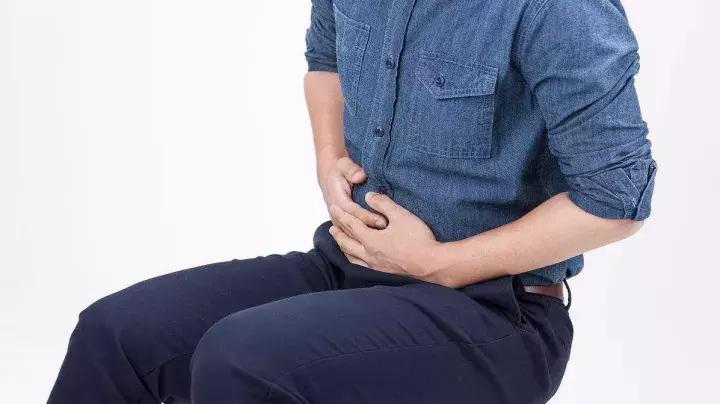 一饿就痛吃了就好一点,一饿就痛吃了就好