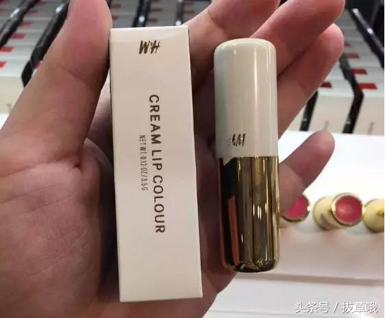 南瓜色和脏橘色哪个更显白,南瓜色和咖色哪个颜色洋气有气质