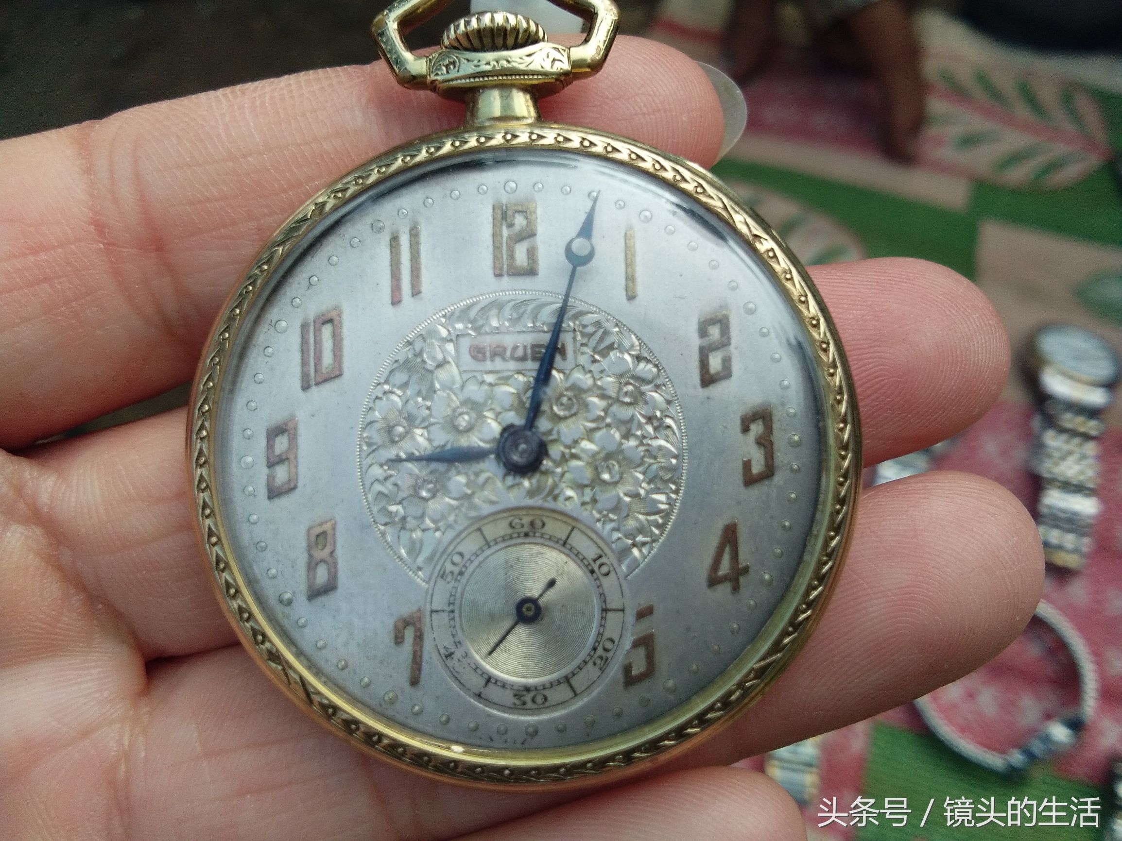 大街上偷偷卖机械表什么套路,集市卖手表套路