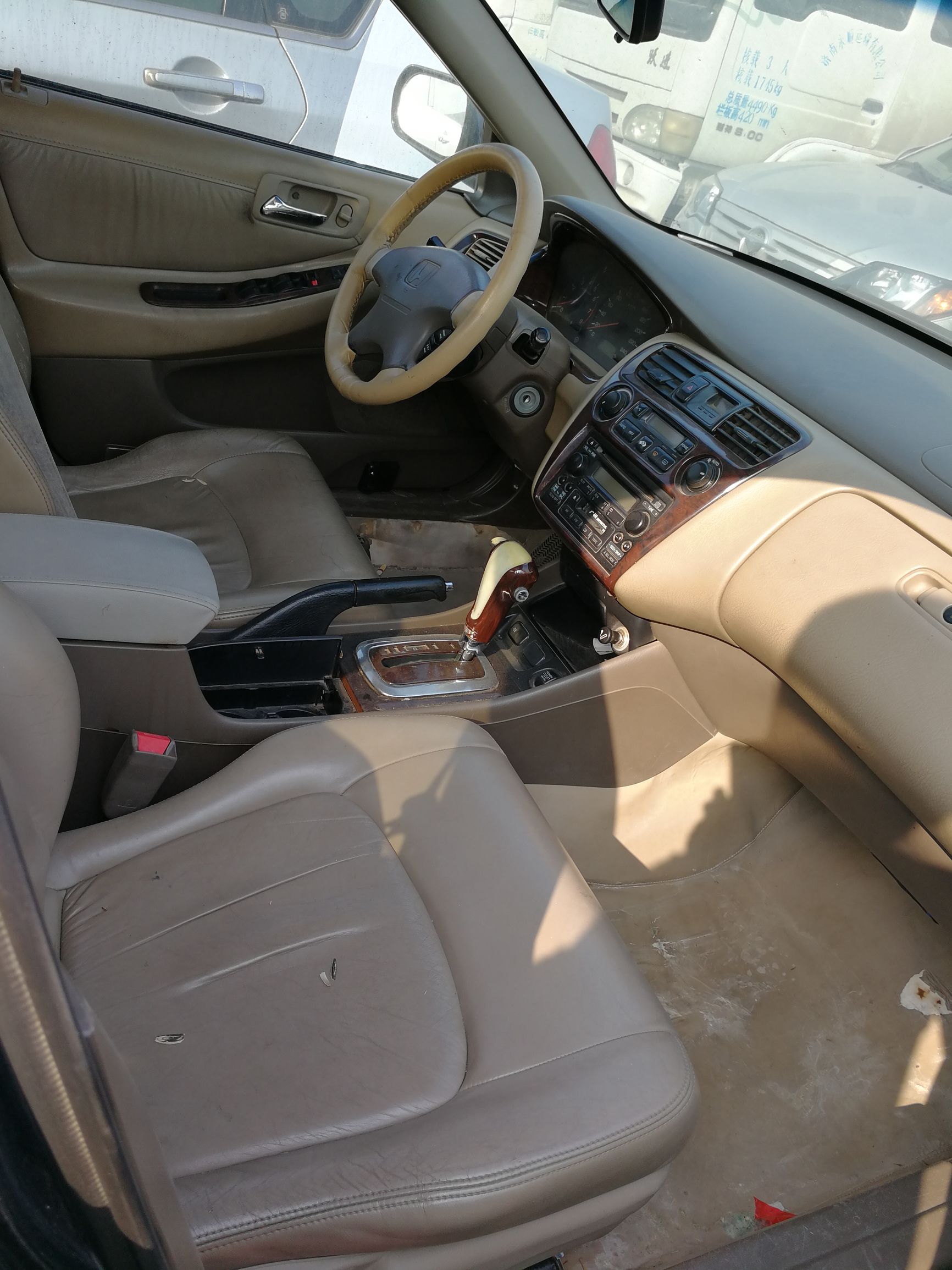 02款雅阁六代能入手吗,02年六代雅阁2.3排量值多少钱